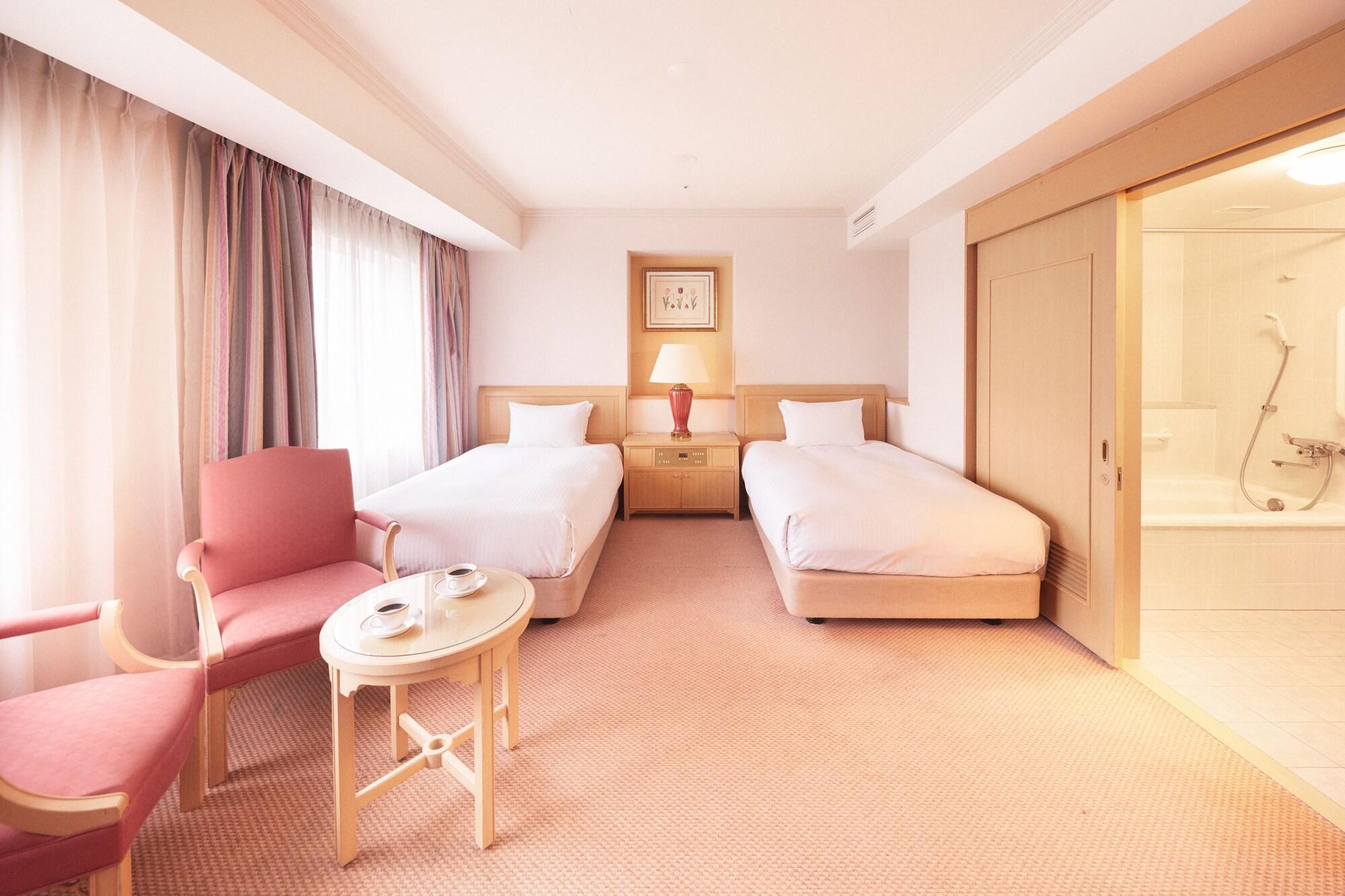 Hoshino Resorts Asahikawa Grand Hotel Bagian luar foto